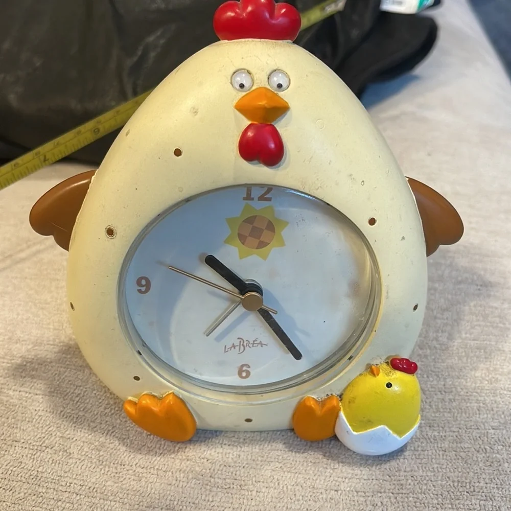 Vintage RARE la brea Chicken Alarm Clock, La Brea Quartz Movement, Heavy…